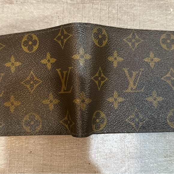 Louis Vuitton Men’s Wallet (Full Set) - Picture 5 of 15